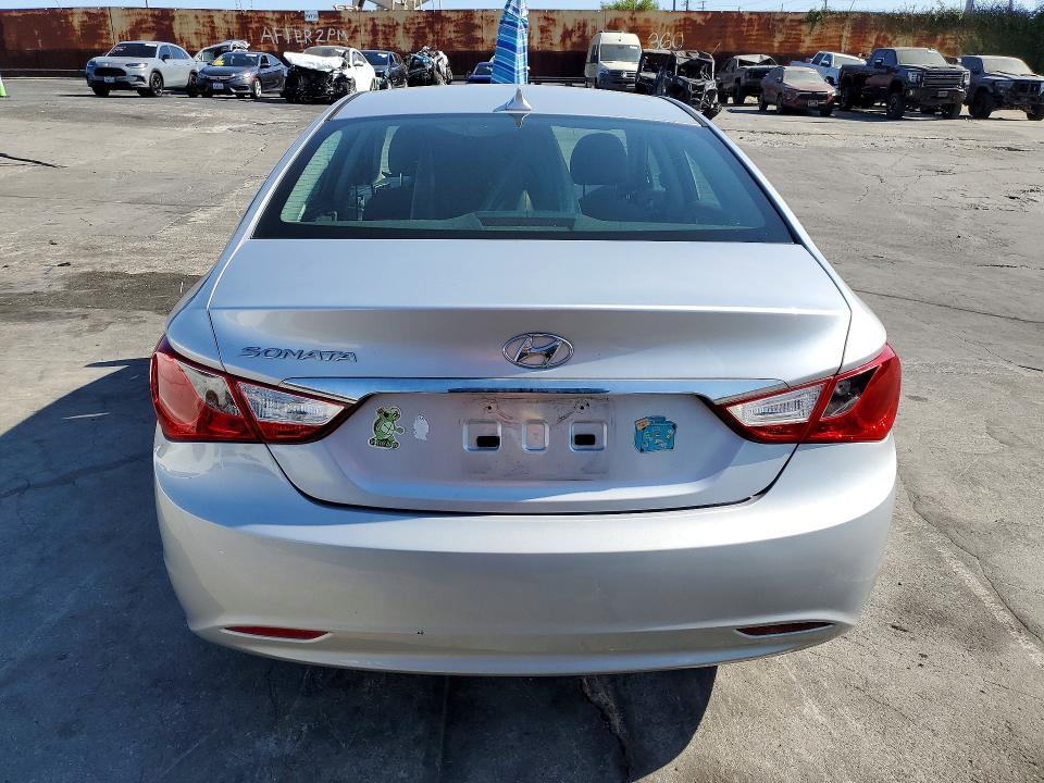 Photo 6 from auction – 2013 HYUNDAI SONATA with VIN 5NPEB4AC5DH673181
