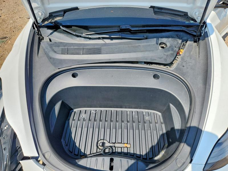 Foto 11 de la subasta – 2021 TESLA MODEL 3 con VIN 5YJ3E1EC3MF984582