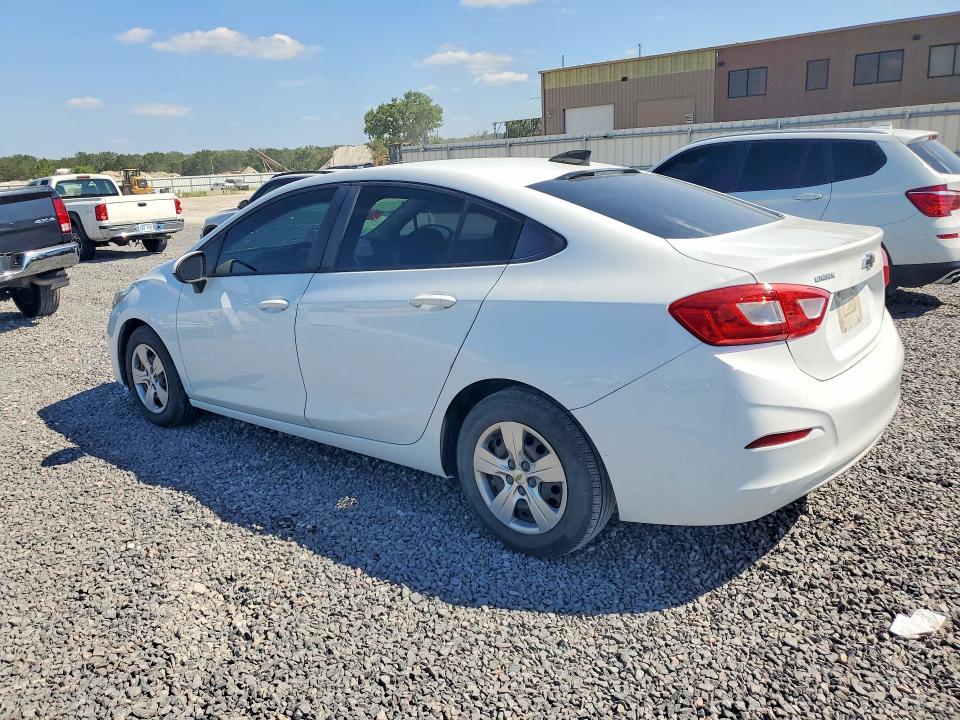 Photo 2 from auction – 2016 CHEVROLET CRUZE with VIN 1G1BC5SM2G7323439