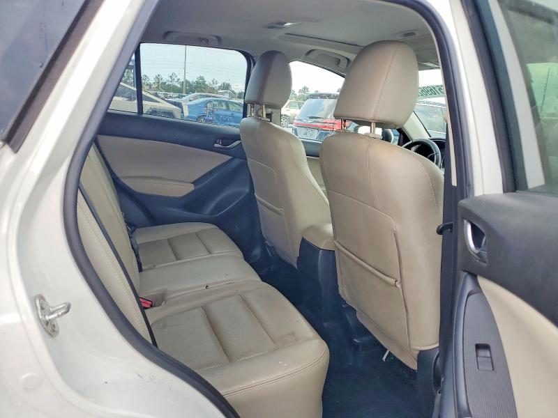 Zdjęcie 11 z aukcji – 2015 MAZDA CX-5 z VIN JM3KE4DYXF0502645