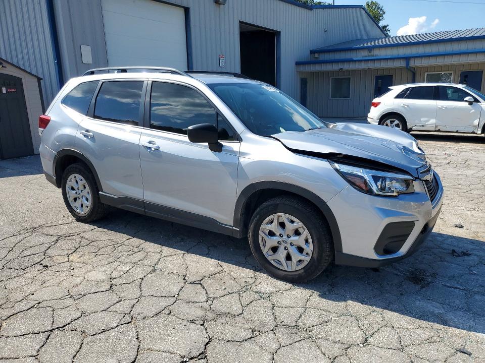 Foto 4 de la subasta – 2019 SUBARU FORESTER con VIN JF2SKACCXKH577378