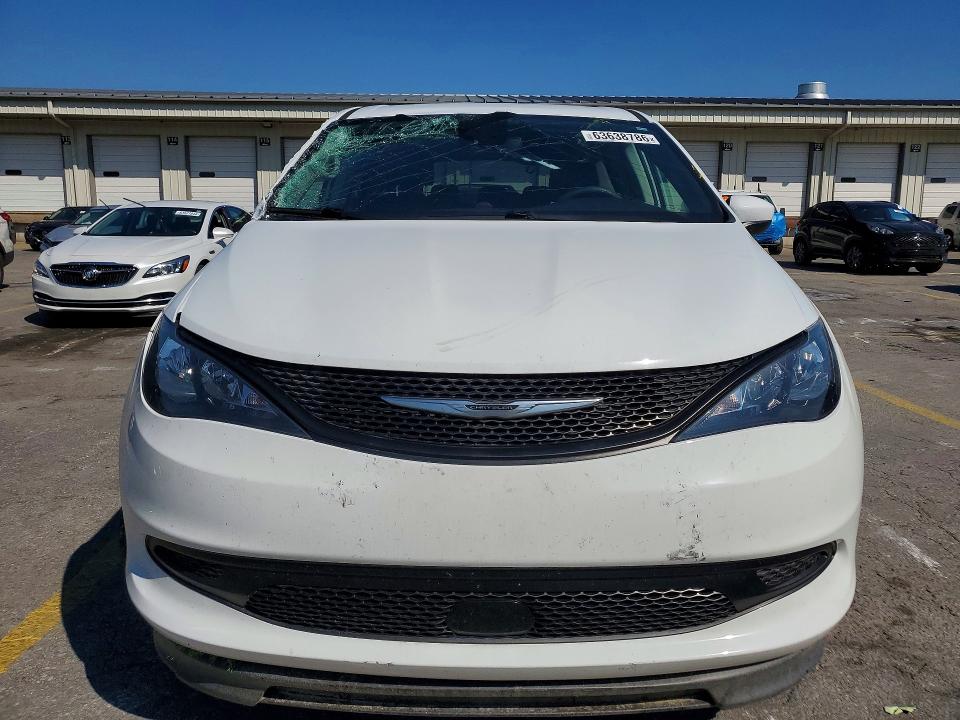 Foto 5 de la subasta – 2023 CHRYSLER VOYAGER con VIN 2C4RC1CG3PR558390
