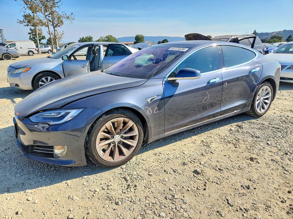 TESLA MODEL S 2017 with VIN 5YJSA1E25HF230359 - Photo from auction