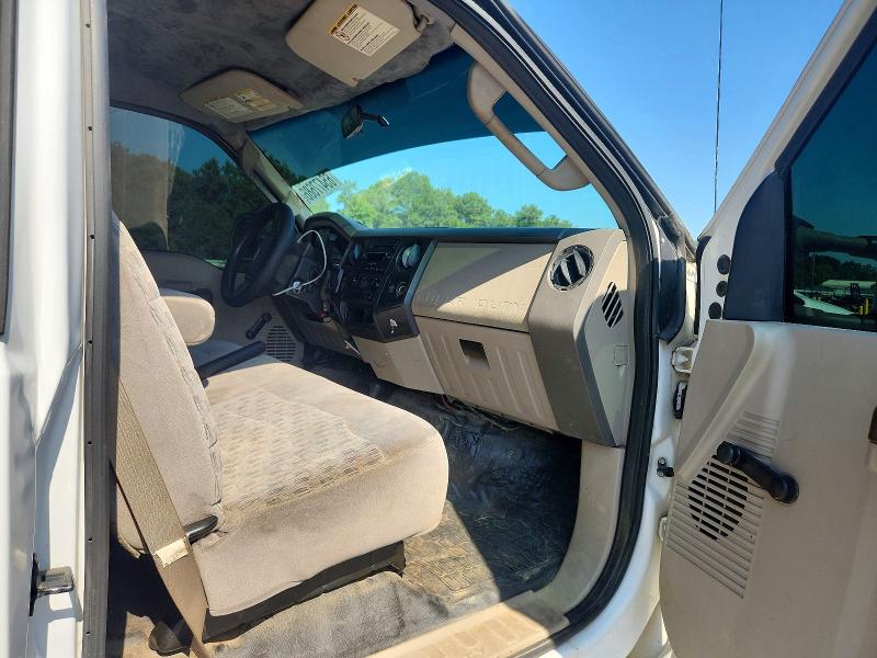 Photo 10 from auction – 2008 FORD F250 with VIN 1FTNF21518EA01957