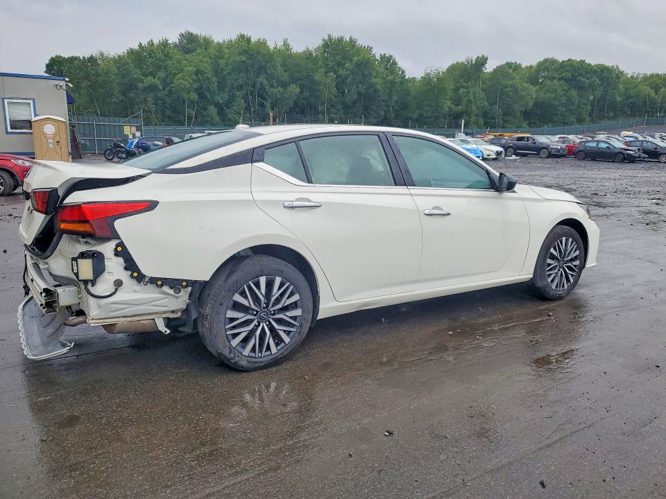 Photo 3 from auction – 2025 NISSAN ALTIMA with VIN 1N4BL4DV4SN356315