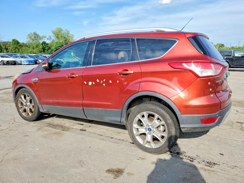 Photo 2 from auction – 2015 FORD ESCAPE with VIN 1FMCU9J97FUC14533