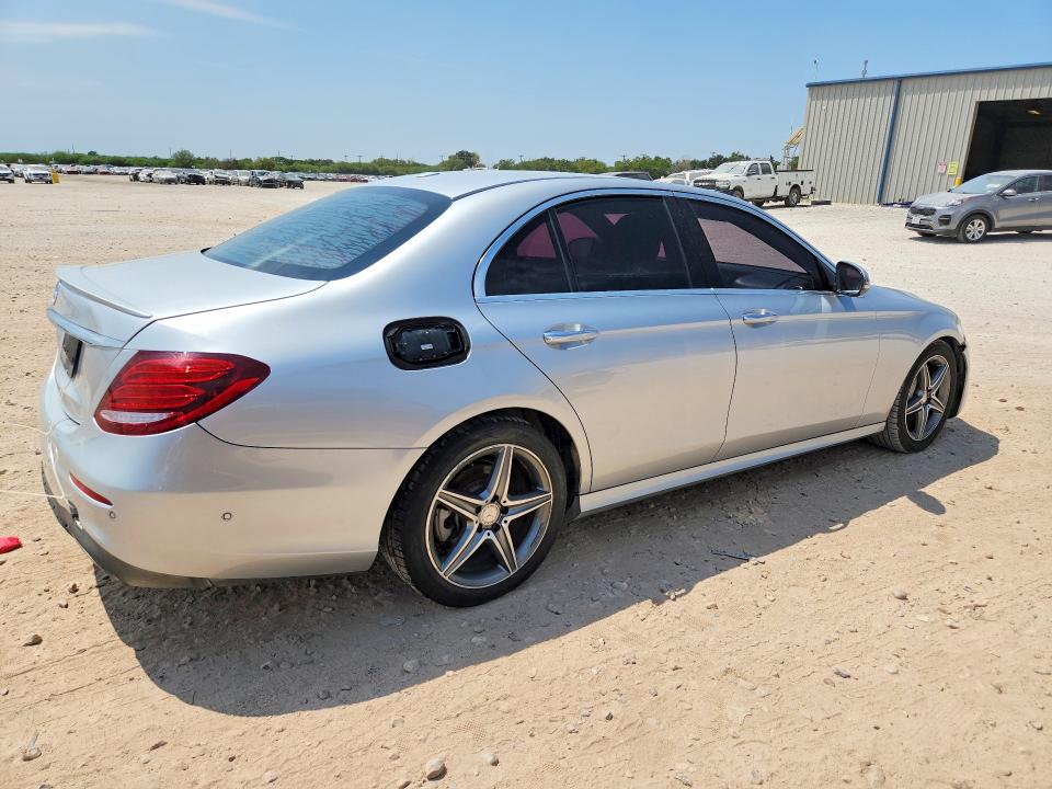 صورة رقم 3 من المزاد - 2017 MERCEDES-BENZ E مع VIN WDDZF4JB4HA041532
