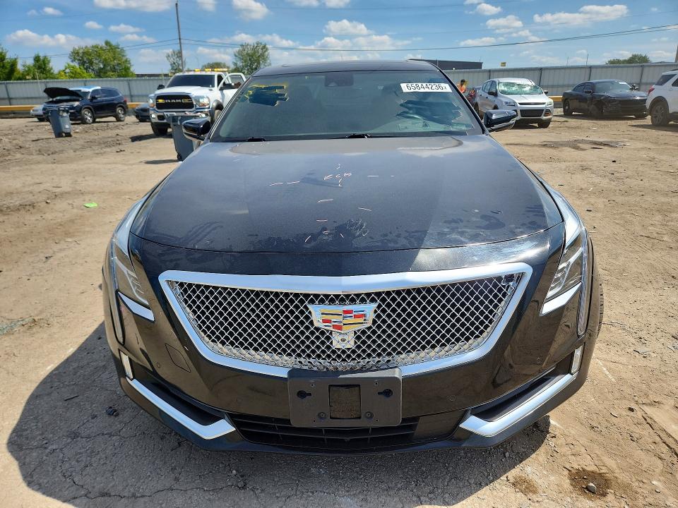 Снимка 5 от търг – 2018 CADILLAC CT6 с VIN 1G6KJ5R66JU118528