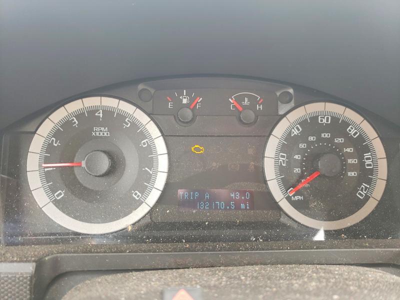 Photo 9 from auction – 2009 FORD ESCAPE with VIN 1FMCU03769KA35925
