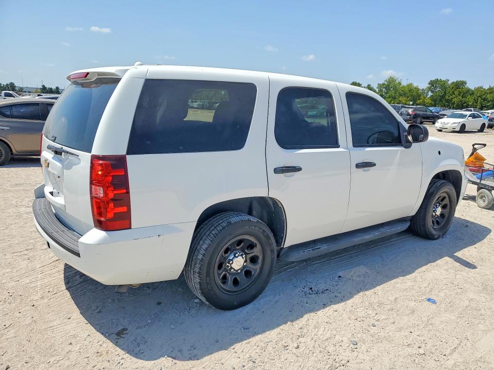 Photo 3 from auction – 2013 CHEVROLET TAHOE with VIN 1GNLC2E02DR213503