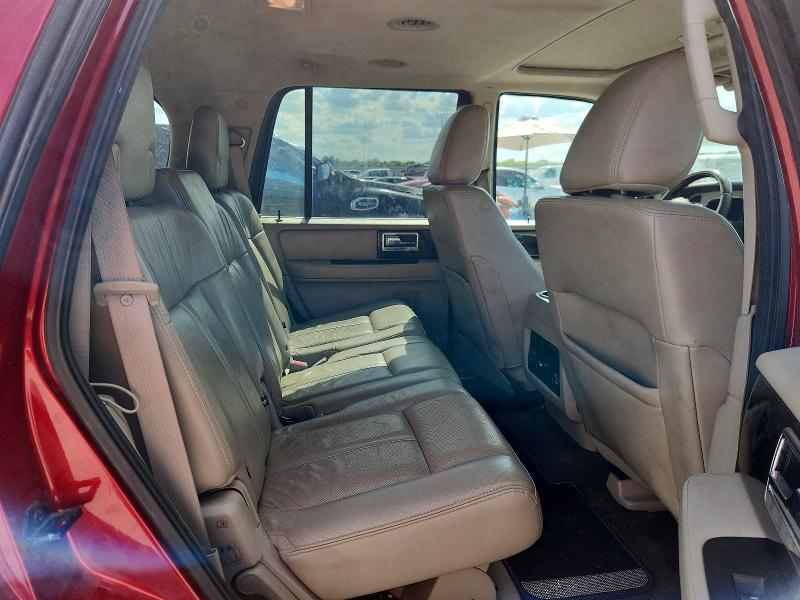Photo 11 from auction – 2015 LINCOLN NAVIGATOR with VIN 5LMJJ2HT7FEJ15274