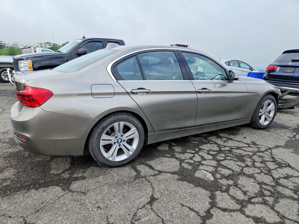 Photo 3 from auction – 2016 BMW 328 with VIN WBA8E3G52GNT80573