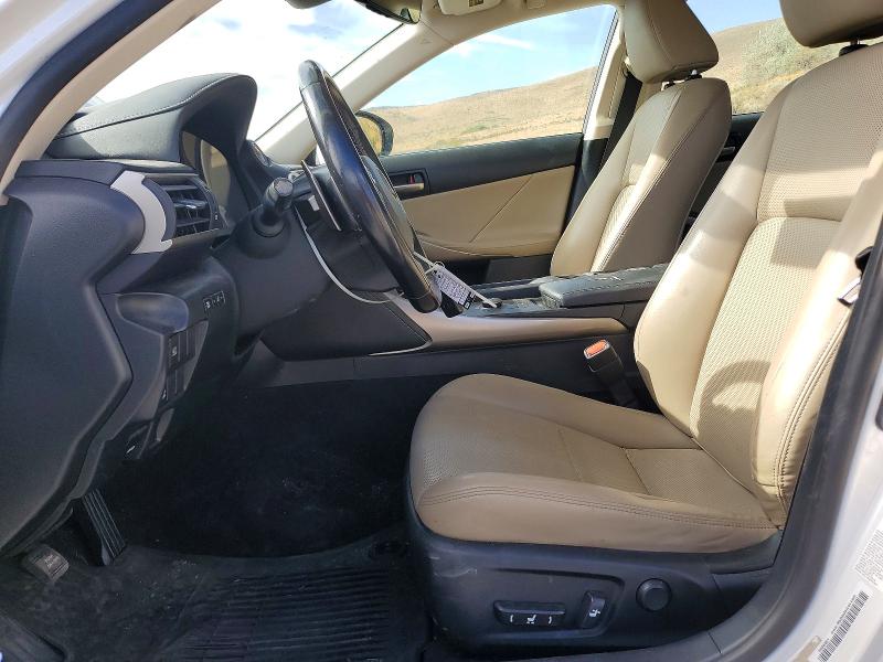 Photo 7 from auction – 2017 LEXUS IS with VIN JTHCM1D25H5016100
