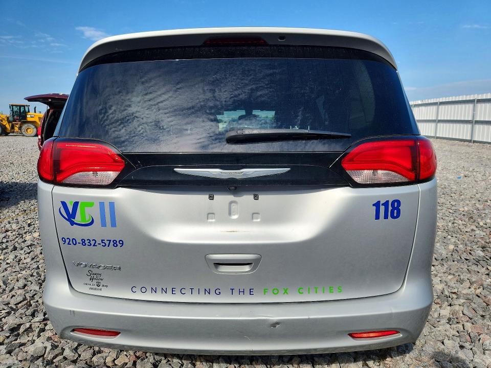Photo 6 from auction – 2022 CHRYSLER VOYAGER with VIN 2C4RC1CG6NR215599