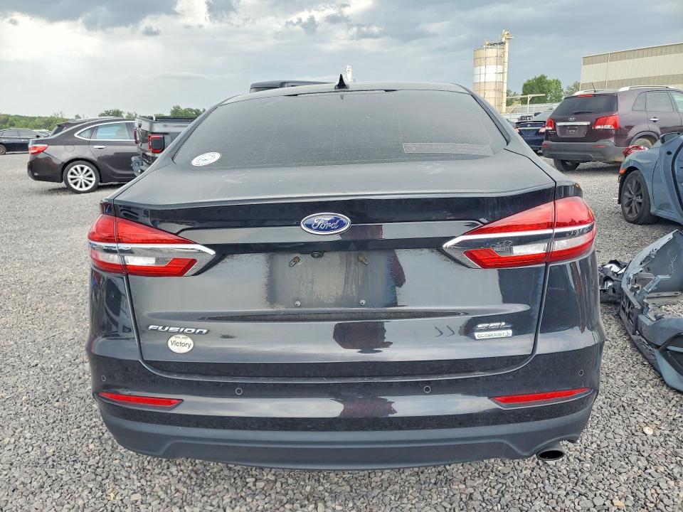 Photo 6 from auction – 2019 FORD FUSION with VIN 3FA6P0CD7KR117426