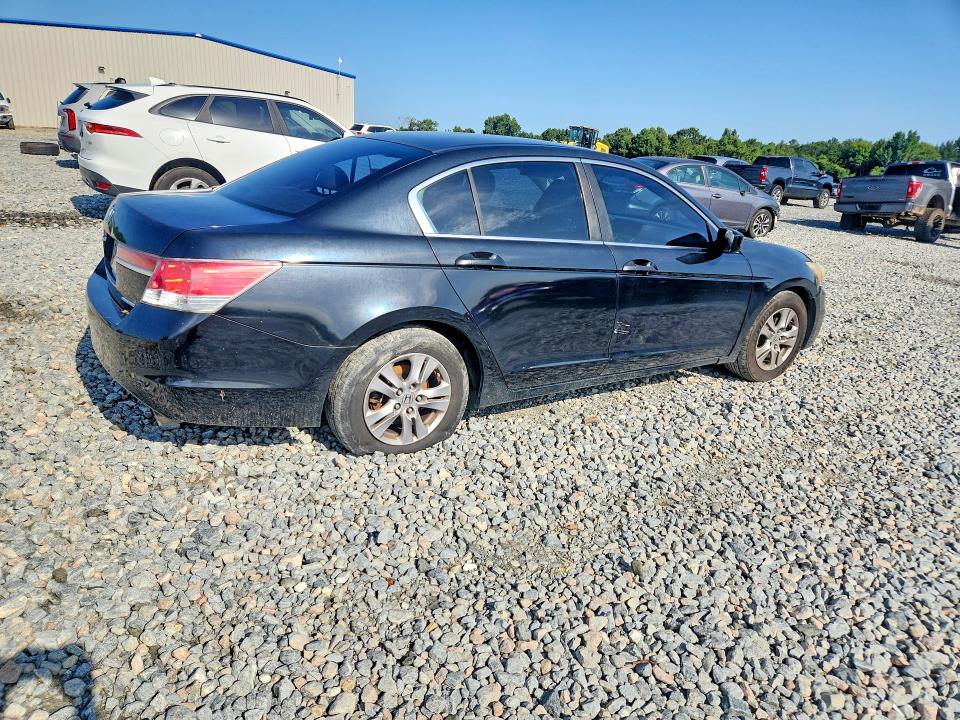 Photo 3 from auction – 2011 HONDA ACCORD with VIN 1HGCP2F67BA089340