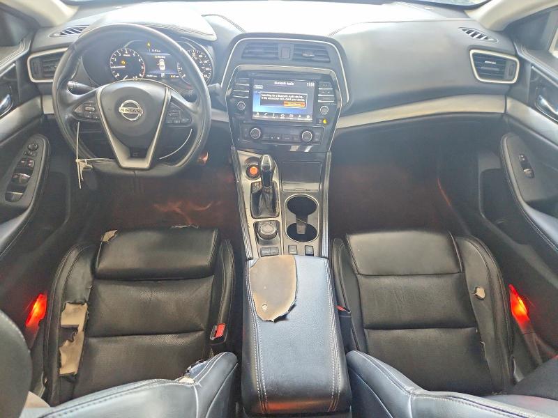 Photo 8 from auction – 2017 NISSAN MAXIMA with VIN 1N4AA6AP8HC418161