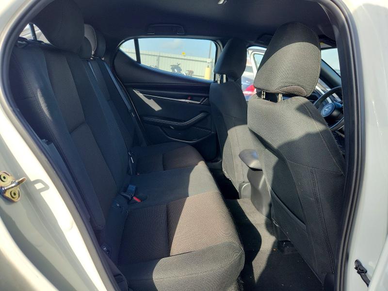 Photo 10 from auction – 2023 MAZDA 3 with VIN JM1BPAJM3P1607574