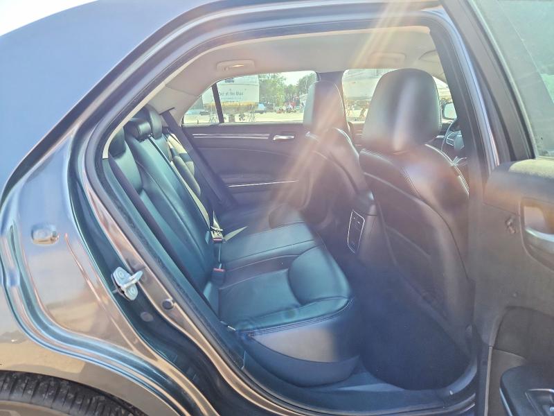 Photo 10 from auction – 2022 CHRYSLER 300 with VIN 2C3CCADG0NH134368