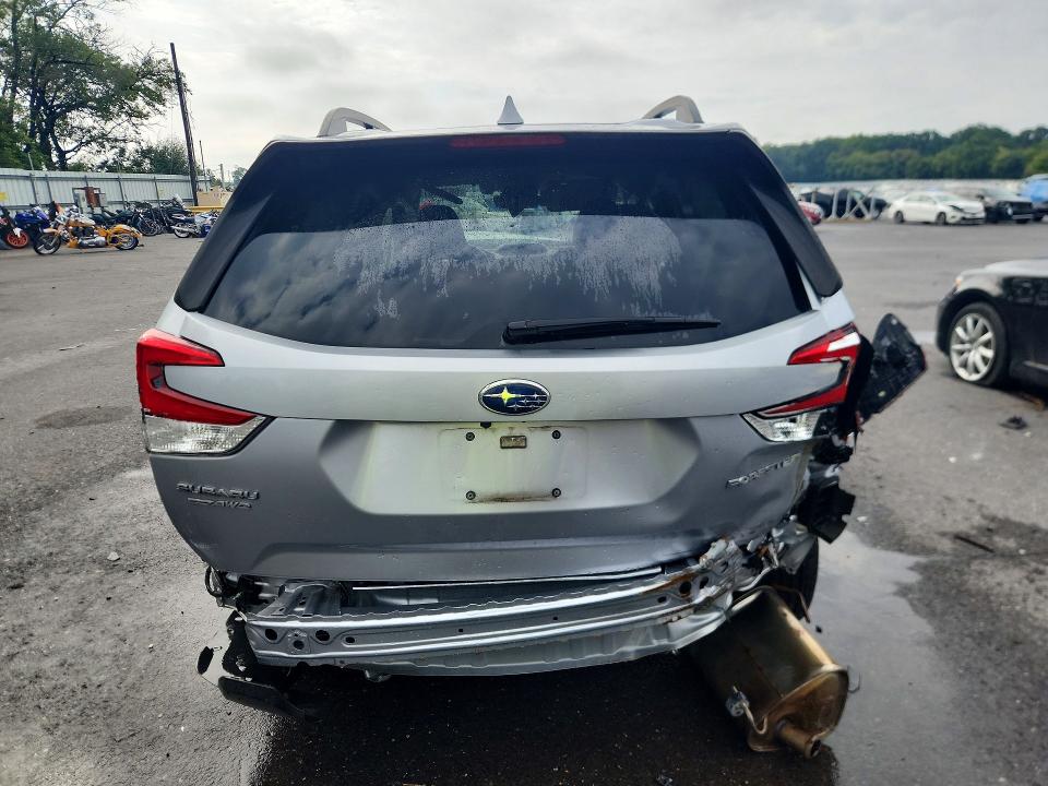 Photo 6 from auction – 2020 SUBARU FORESTER with VIN JF2SKAJC9LH416184