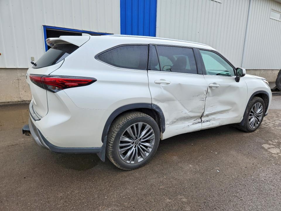 Photo 3 from auction – 2021 TOYOTA HIGHLANDER with VIN 5TDFZRBH2MS129156