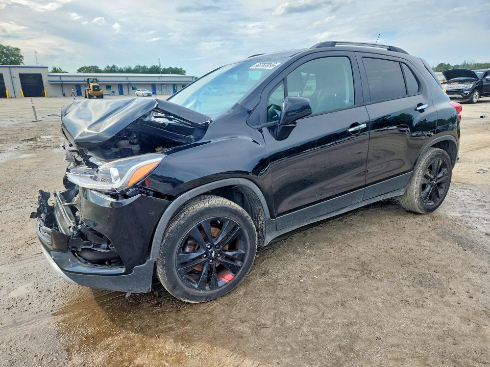 CHEVROLET TRAX 2018 with VIN 3GNCJPSB5JL310724 - Photo from auction