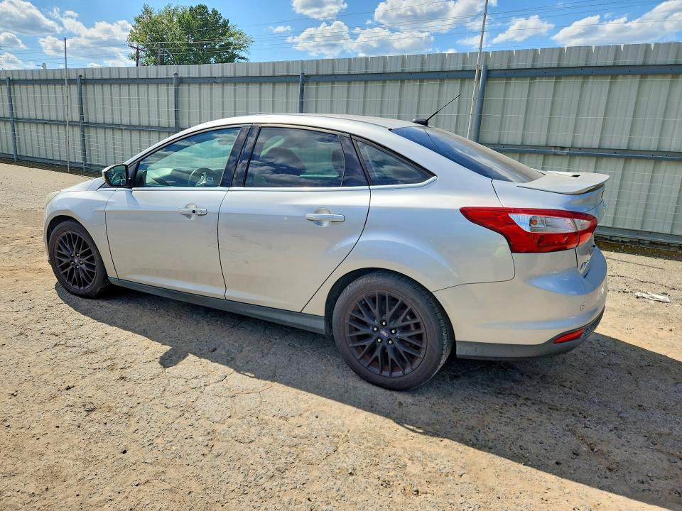 Photo 2 from auction – 2013 FORD FOCUS with VIN 1FADP3J20DL301375