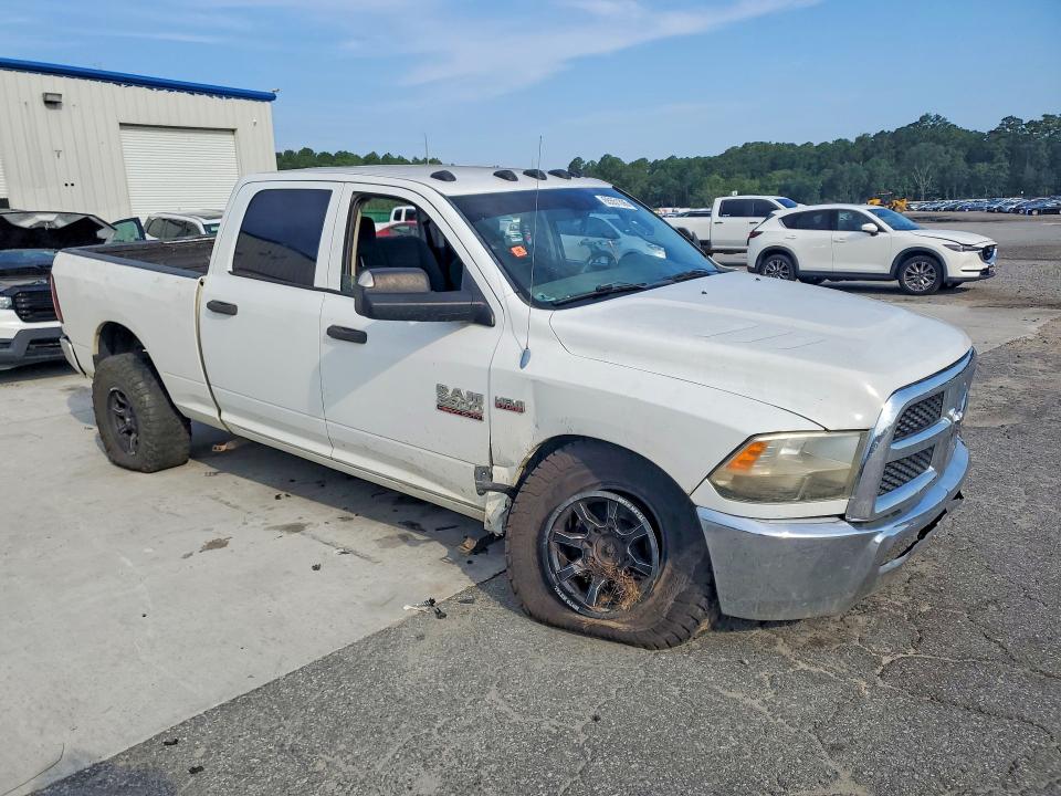 Photo 4 from auction – 2013 RAM 2500 with VIN 3C6TR5CT0DG552113