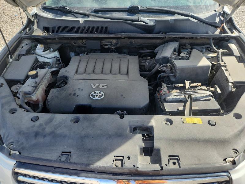 Photo 12 from auction – 2007 TOYOTA RAV4 with VIN JTMBK34V375029404