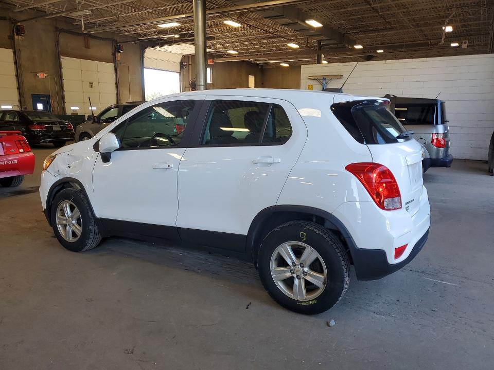 Photo 2 from auction – 2017 CHEVROLET TRAX with VIN KL7CJNSB5HB158546