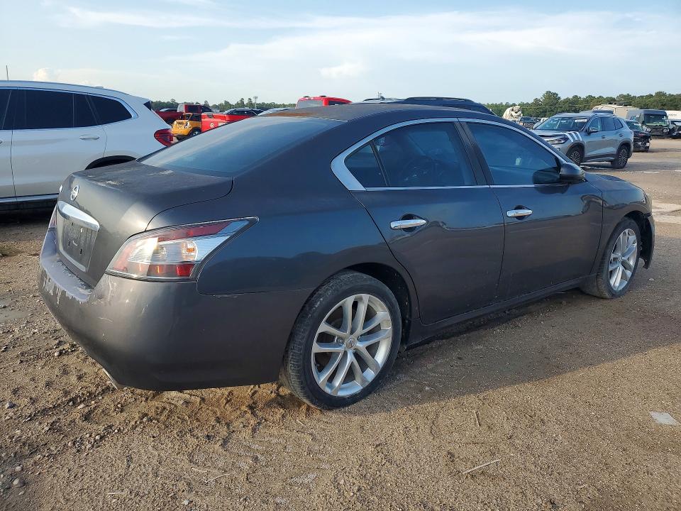 Photo 3 from auction – 2012 NISSAN MAXIMA with VIN 1N4AA5AP6CC821879