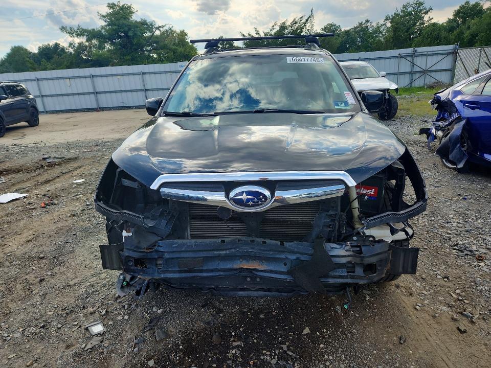 Photo 5 from auction – 2014 SUBARU FORESTER with VIN JF2SJAHC1EH494387