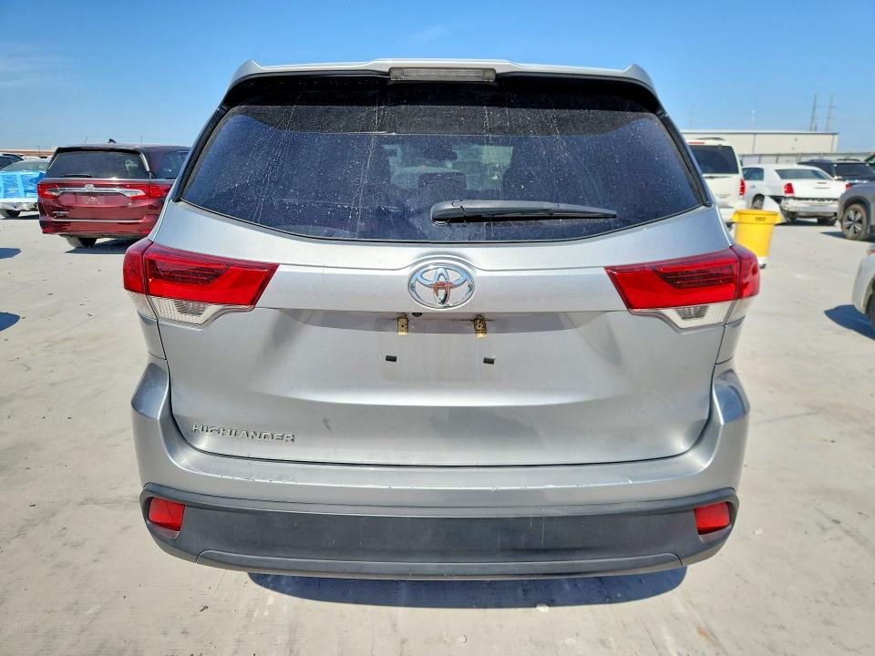صورة رقم 6 من المزاد - 2019 TOYOTA HIGHLANDER مع VIN 5TDZZRFHXKS352016