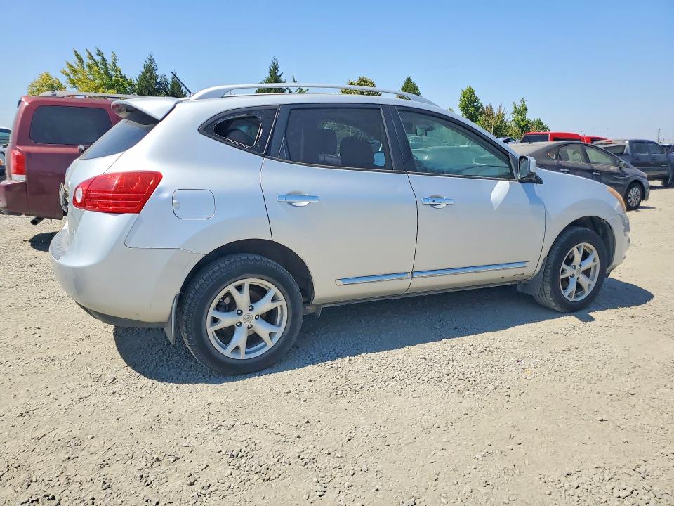 Photo 3 from auction – 2011 NISSAN ROGUE with VIN JN8AS5MT9BW169017