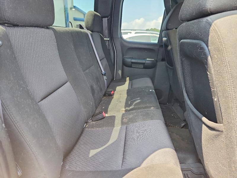 Photo 10 from auction – 2011 CHEVROLET SILVERADO with VIN 1GCRCREA9BZ334739