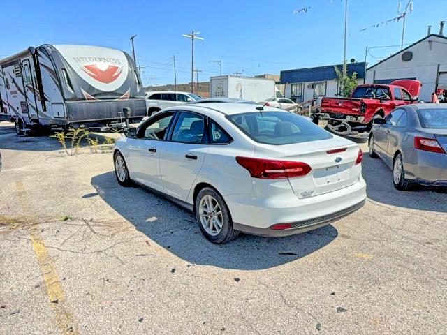 Photo 3 from auction – 2015 FORD FOCUS with VIN 1FADP3E2XFL311926