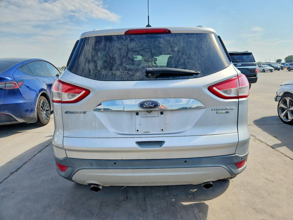 Photo 6 from auction – 2015 FORD ESCAPE with VIN 1FMCU9J90FUB33647