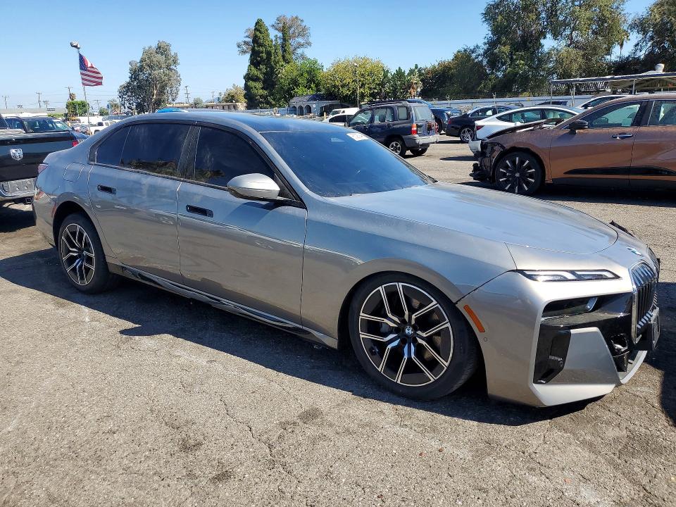 Photo 4 from auction – 2024 BMW 740 with VIN WBA33EH05RCR51454