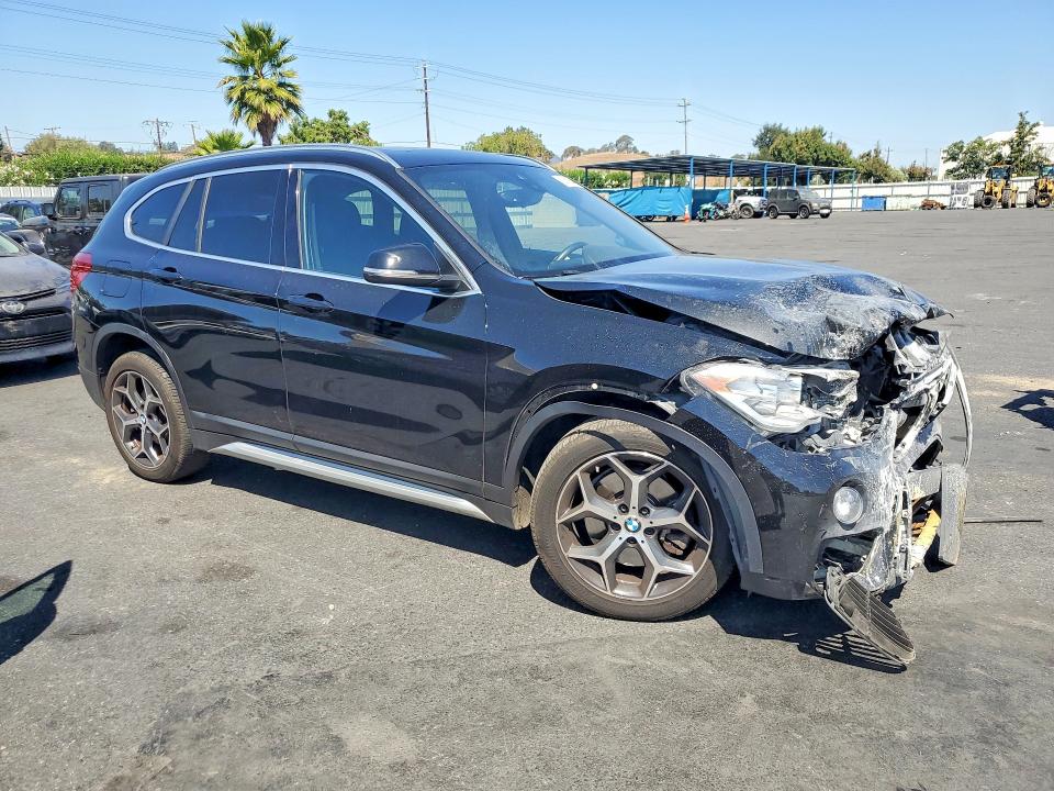 Photo 4 from auction – 2019 BMW X1 with VIN WBXHT3C54K5L91567
