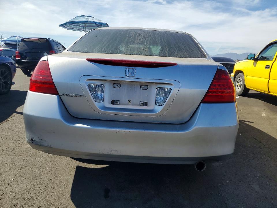Photo 6 from auction – 2007 HONDA ACCORD with VIN JHMCM56357C008926