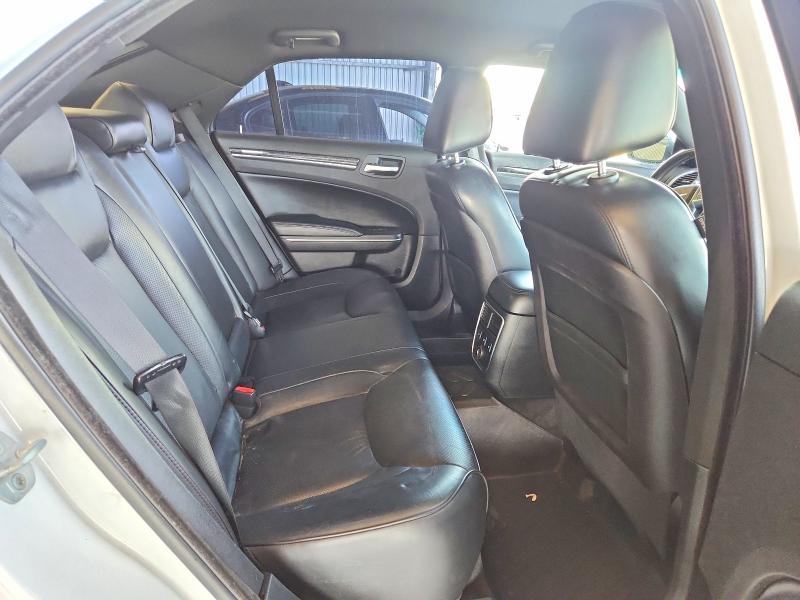 Photo 10 from auction – 2011 CHRYSLER 300C with VIN 2C3CA6CT6BH598827