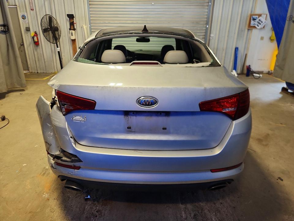 Photo 6 from auction – 2011 KIA OPTIMA with VIN KNAGN4A72B5086224