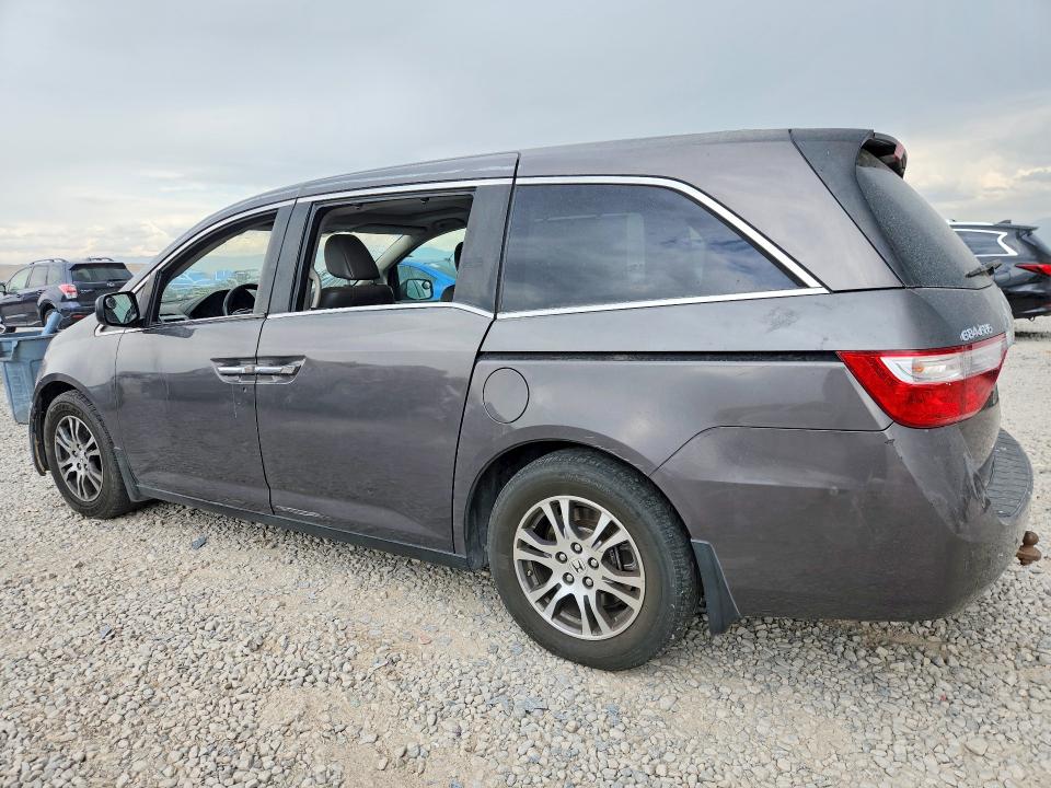 Photo 2 from auction – 2013 HONDA ODYSSEY with VIN 5FNRL5H62DB018155