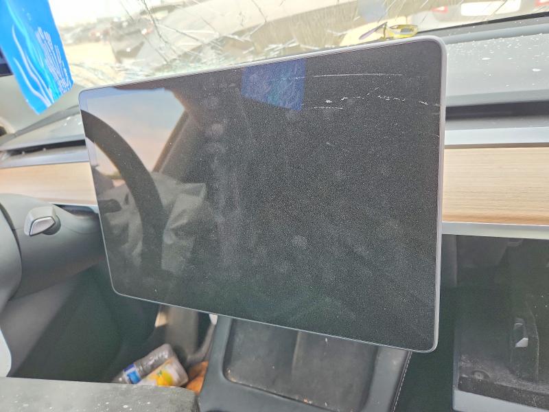Foto 9 de la subasta – 2022 TESLA MODEL Y con VIN 7SAYGDEF5NF573944