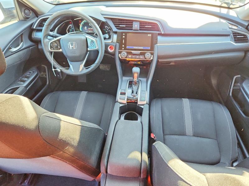 Photo 8 from auction – 2016 HONDA CIVIC with VIN 2HGFC2F77GH558758
