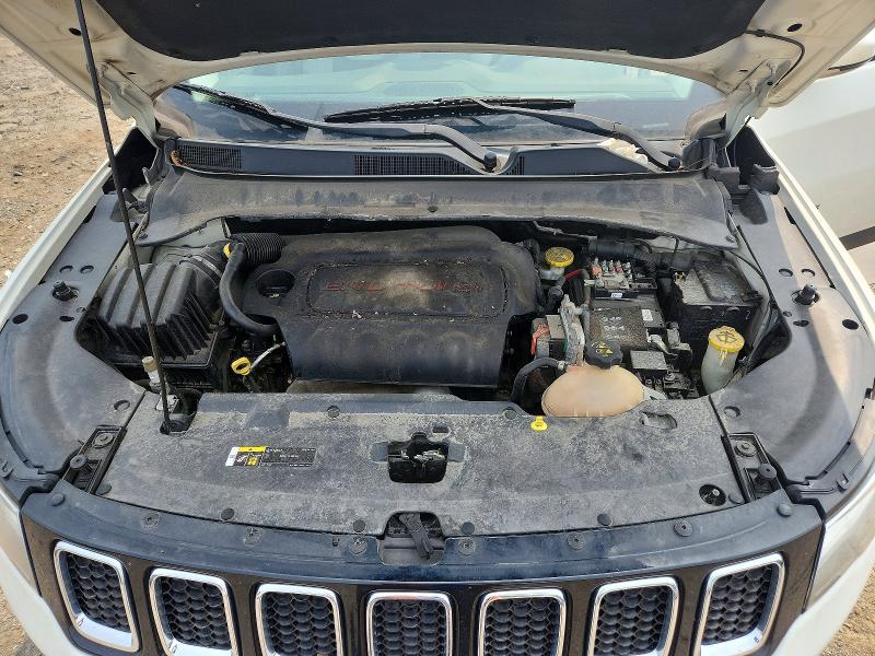 Снимка 12 от търг – 2018 JEEP COMPASS с VIN 3C4NJCCB3JT367951