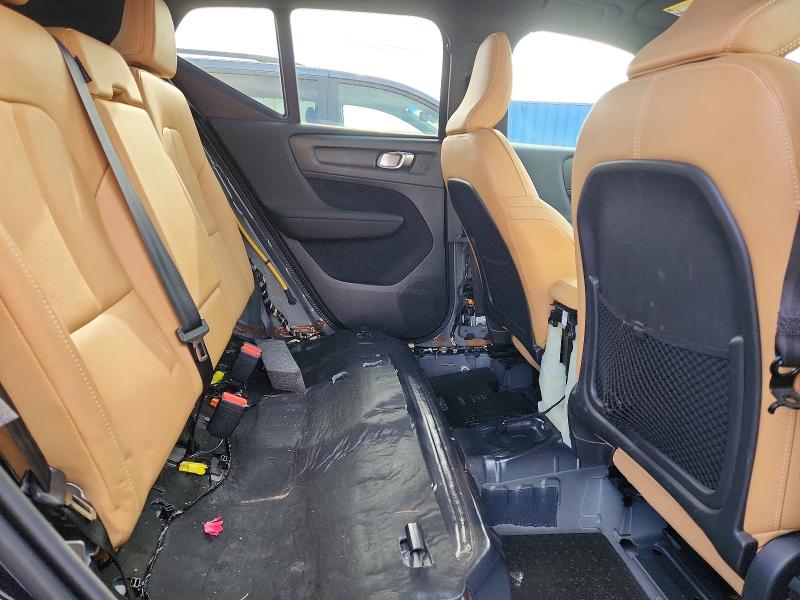 Zdjęcie 11 z aukcji – 2020 VOLVO XC40 z VIN YV4162UK3L2325810