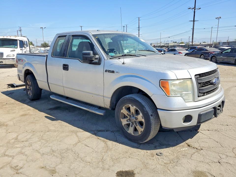 Photo 4 from auction – 2013 FORD F150 with VIN 1FTFX1CF8DFD34131