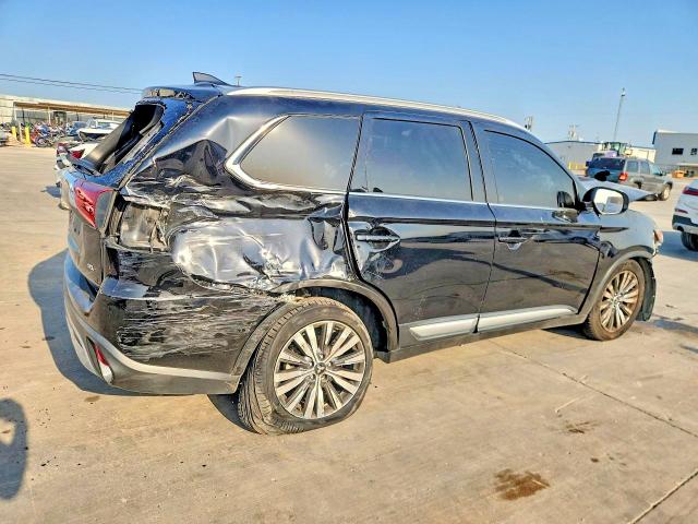 Photo 3 from auction – 2020 MITSUBISHI OUTLANDER with VIN JA4AD3A37LZ029928