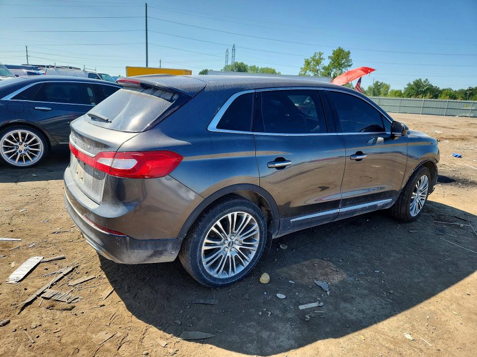 Photo 3 from auction – 2017 LINCOLN MKX with VIN 2LMPJ8LR8HBL30872
